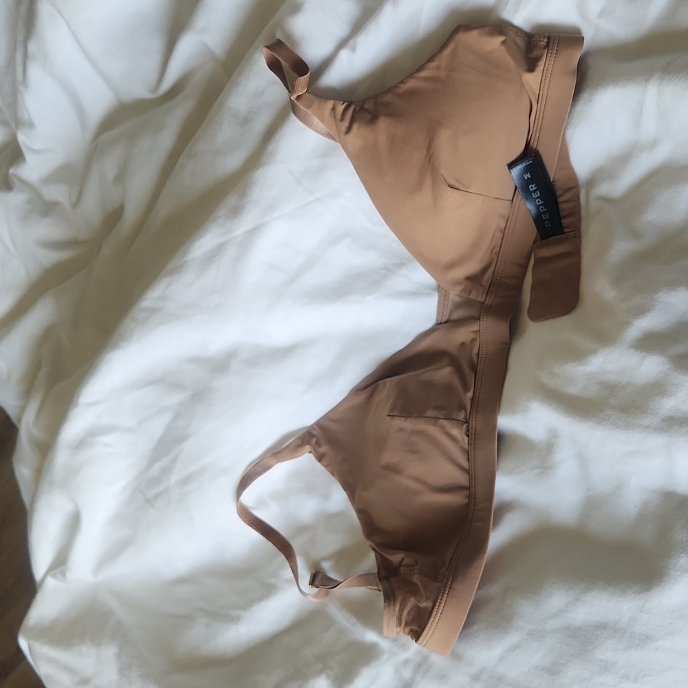 Pepper wireless bra